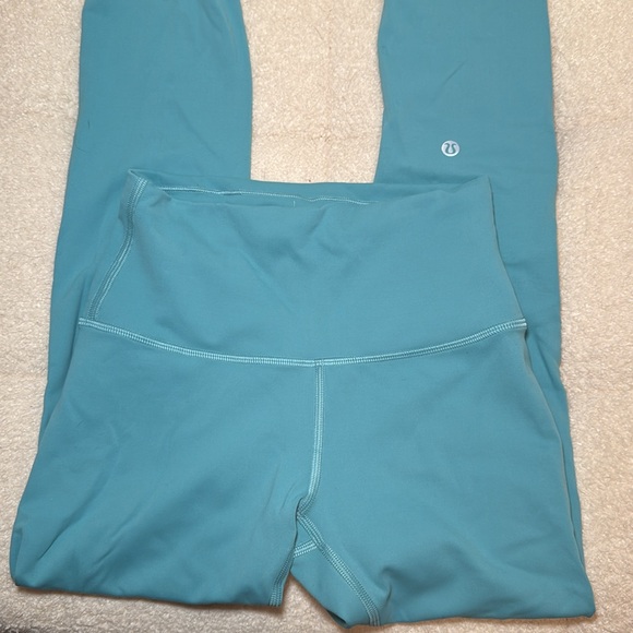Lululemon Wunder Train High-Rise Crop 23"
Tidal Teal - Picture 3 of 7